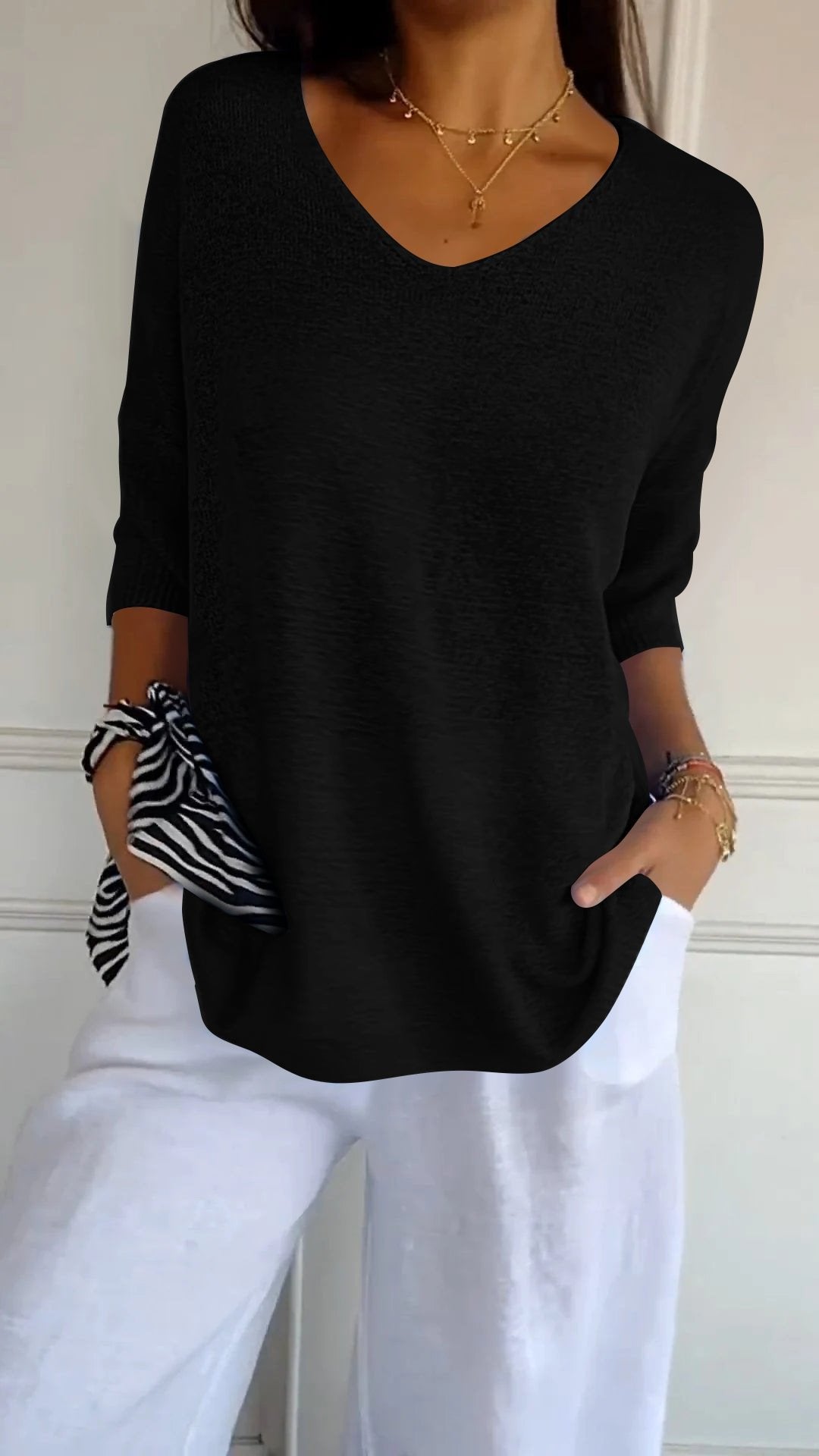 🔥LAST DAY 49%OFF🔥 - Solid Color Knitted V-neck Top